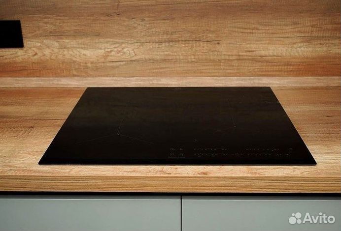 Кухни современные на заказ.Доставка и сборка