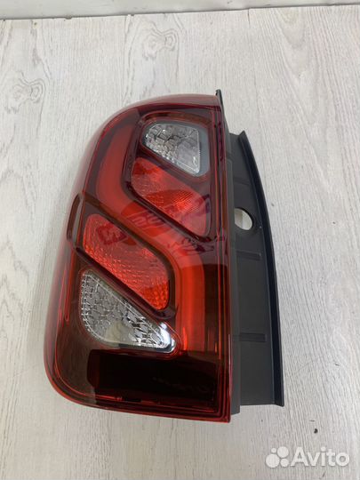 Фонарь задний Renault duster Лев