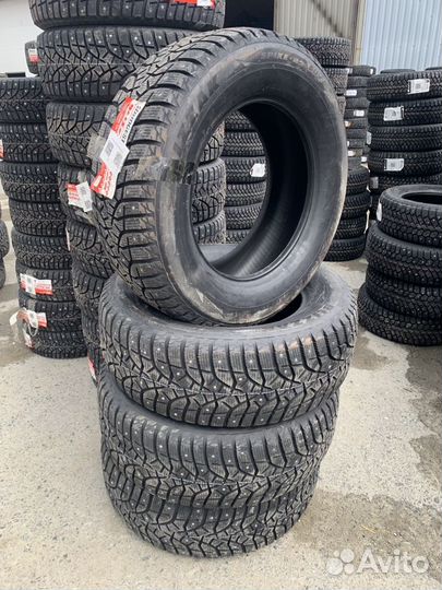 Bridgestone Blizzak Spike-02 SUV 285/60 R18 120T