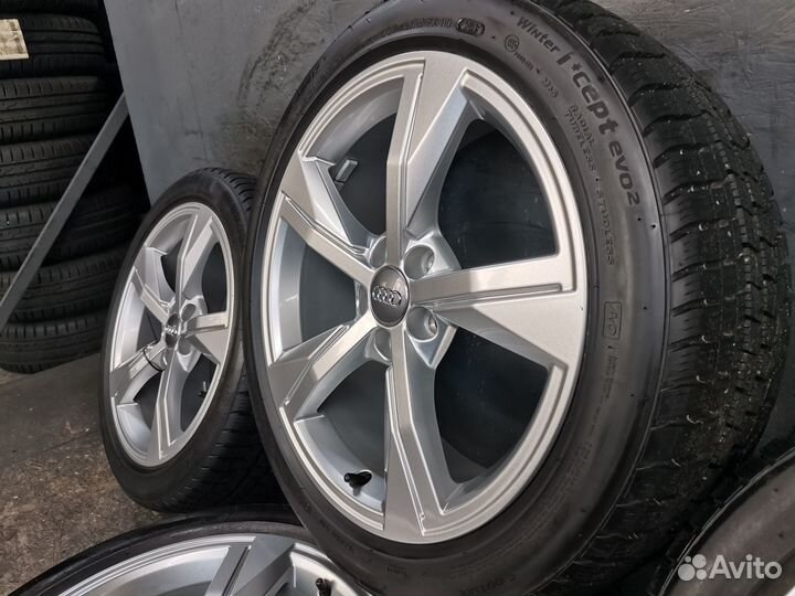 R17 Hankook Winter I'Cept Evo2 W320 215/45, PCD 5x100 DIA 57.1