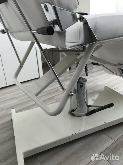 Продам кушетку