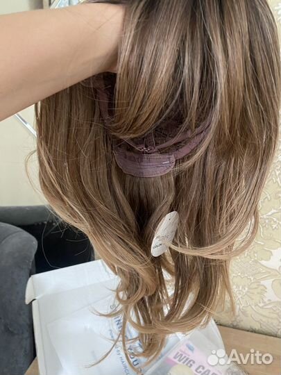 Парик русый каре натуральный