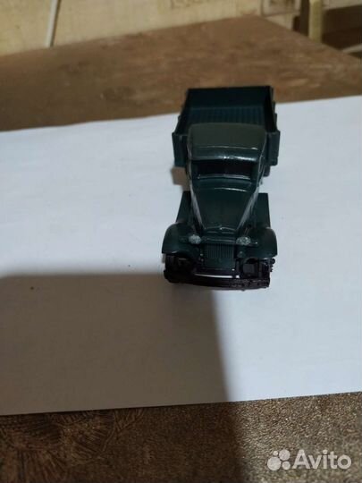 Машинка, моделька