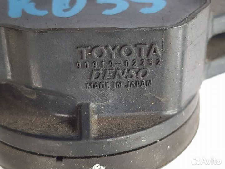Катушка зажигания Toyota Avensis 3 270 2009