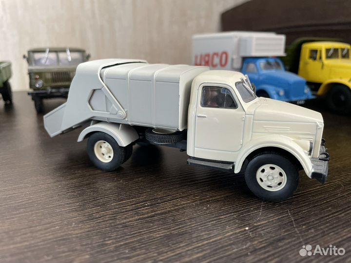 Газ модели 1:43