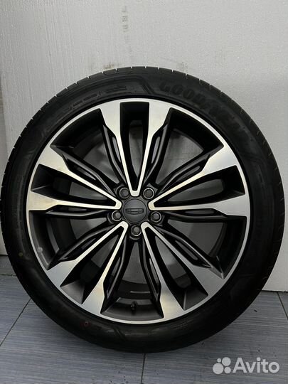 R20 Pirelli Ice Zero 2 245/45, PCD 5x108 DIA 63.4