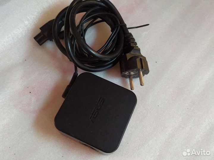 Блок питания asus 19 v 3.42 A