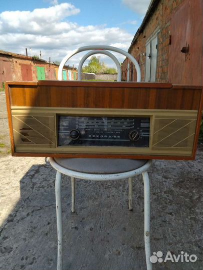 Радиола рекорд 65