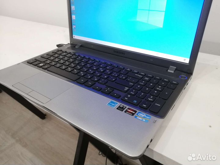 Игровой ноутбук Samsung i3-3110M/HD7670M/8GB