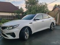 Kia Optima 2.0 AT, 2018, 103 000 км, с пробегом, цена 2 250 000 руб.