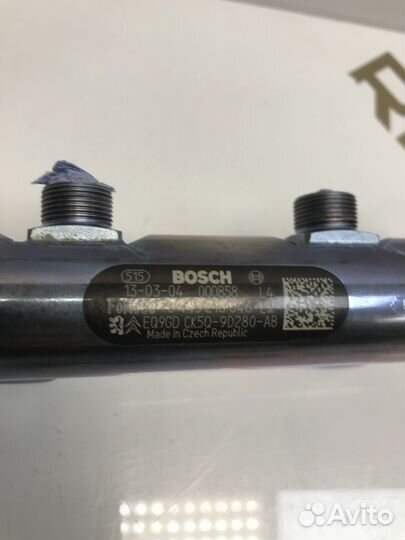 Топливный коллектор Range Rover