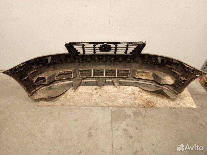 Бампер передний Volkswagen Sharan