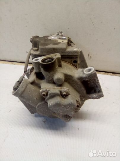 Компрессор кондиционера 2.0 Toyota RAV4