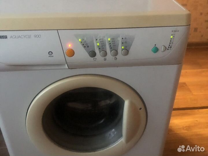 Стиральная машина заннуси