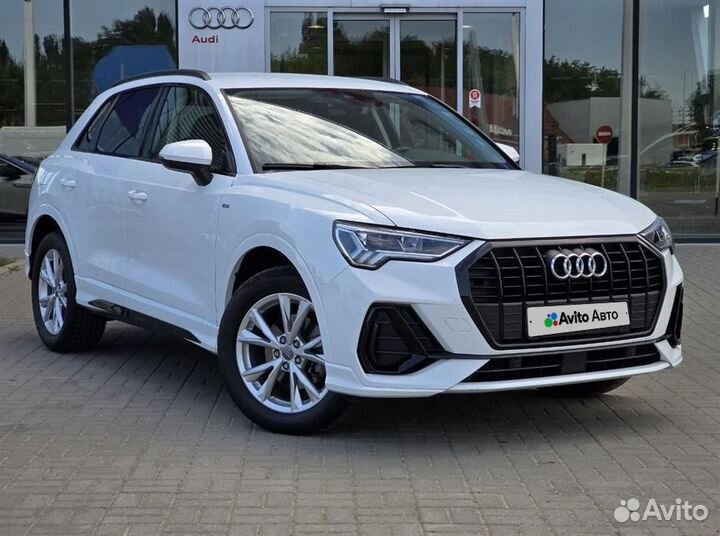 Audi Q3 1.5 AMT, 2020, 50 000 км