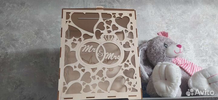 Декоративные таблички и коробочка под кольца