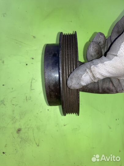 Шкив помпы для Mercedes W124 2.0 2.3