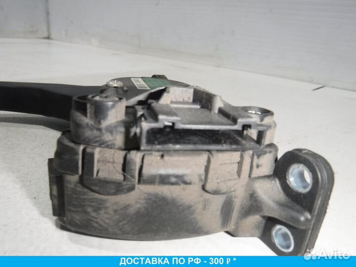 Педаль газа Skoda Fabia
