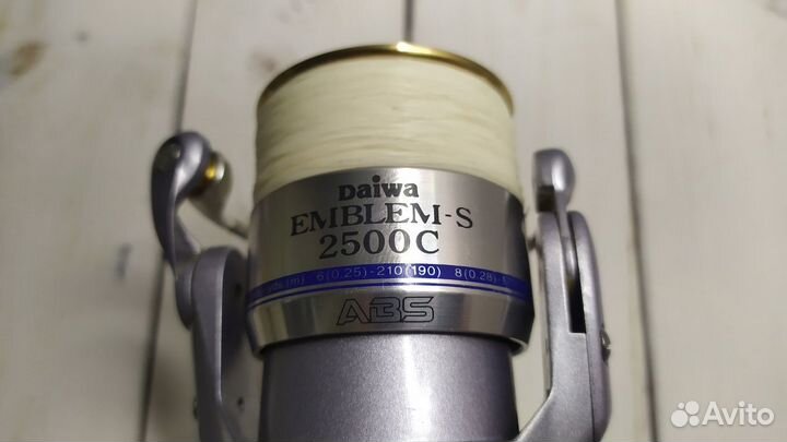 Катушка Daiwa Emblem - S 2500 C