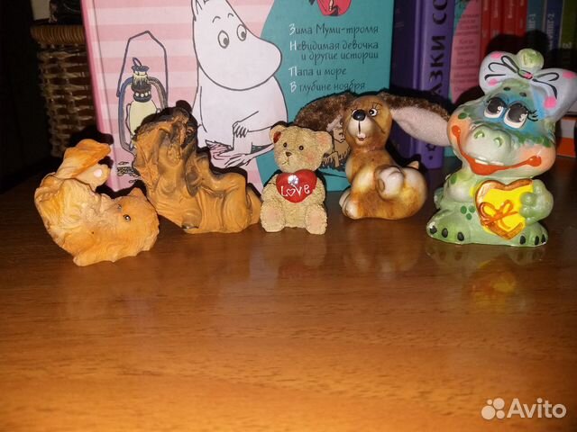 Фигурки и статуэтки