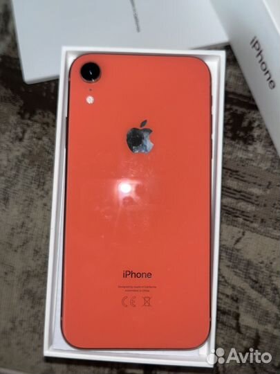 Телефон iPhone XR