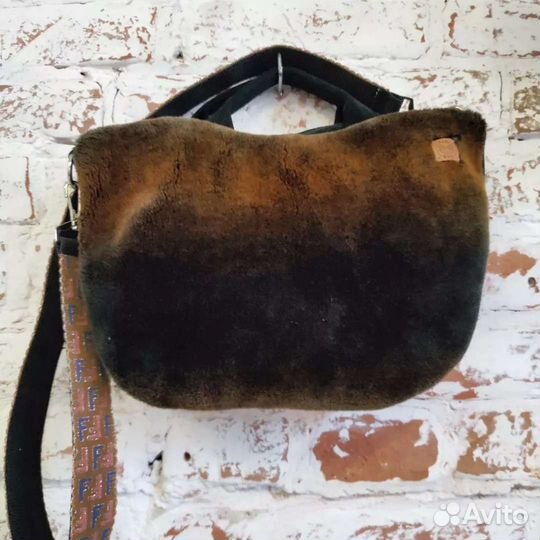 Сумка женская меховая