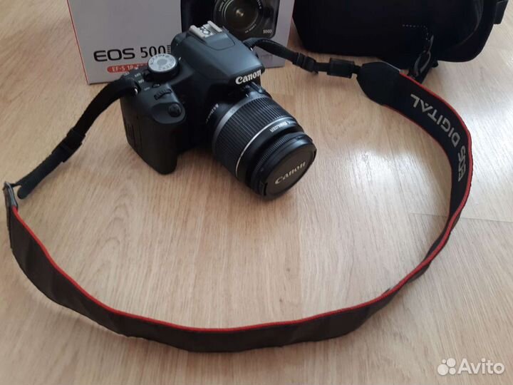 Компактный фотоаппарат