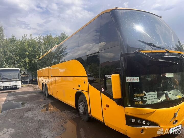 Туристический автобус Volvo B12, 2009