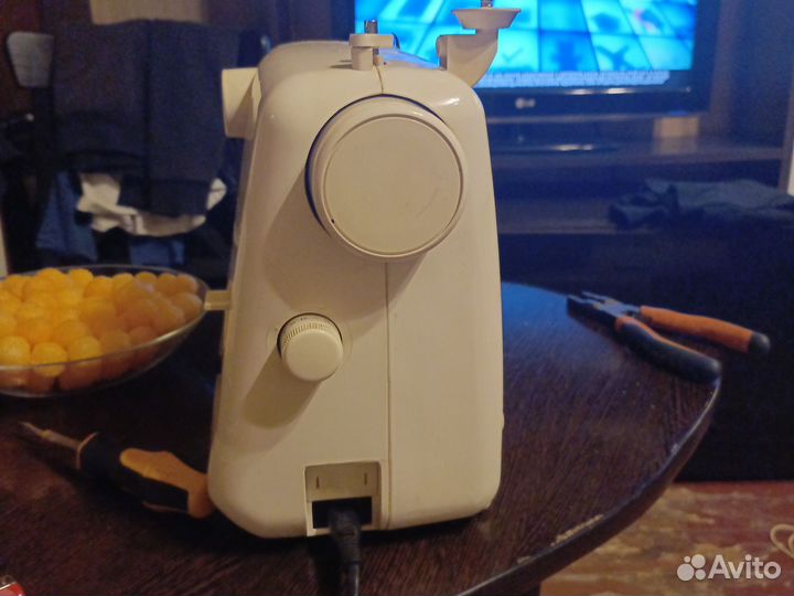 Швейная машина jaguar 171