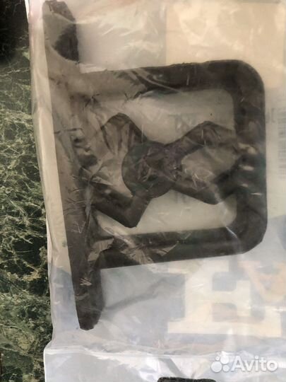 Подвес глушителя BMW