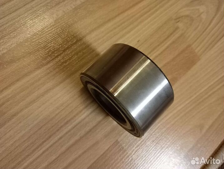 Ступичный подшипник SNR