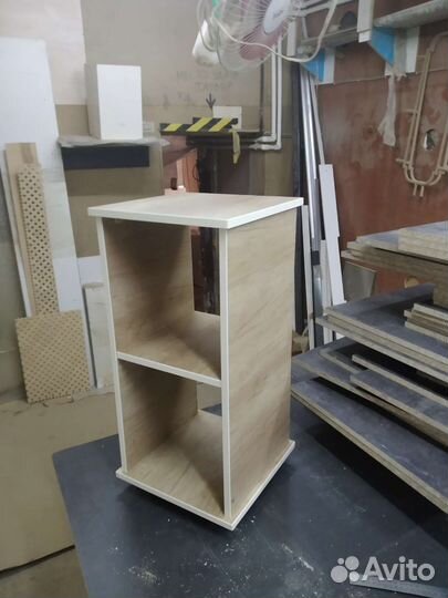 Тумба под цветы