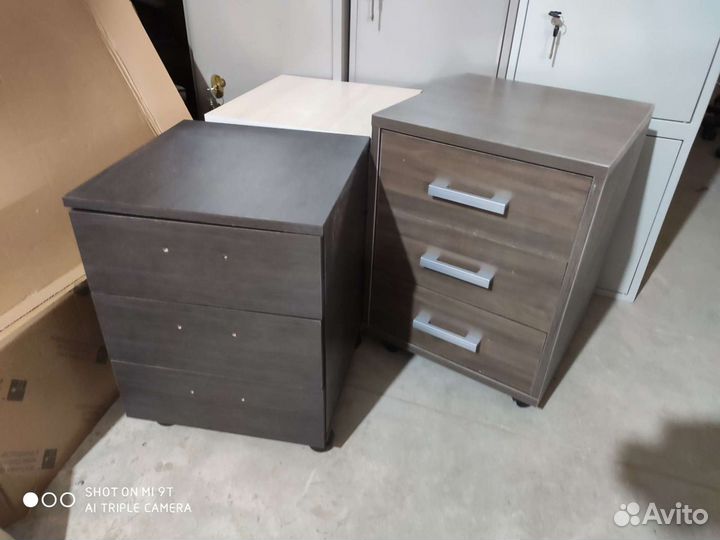 Тумбы подкатные каштан