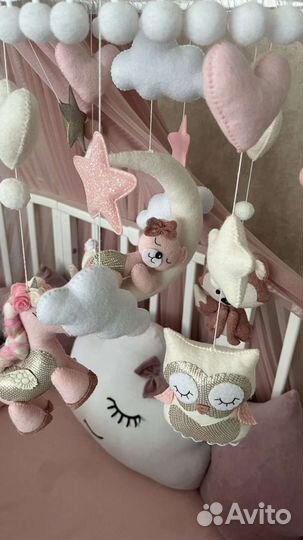 Мобиль из фетра на кроватку