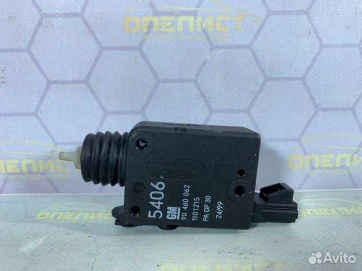 Активатор замка багажника Opel Astra G 1999