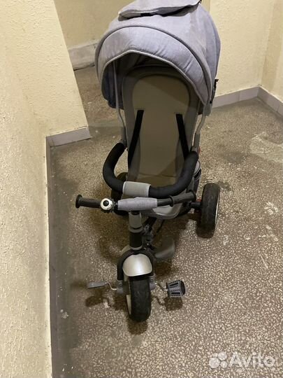 Детский велосипед с ручкой