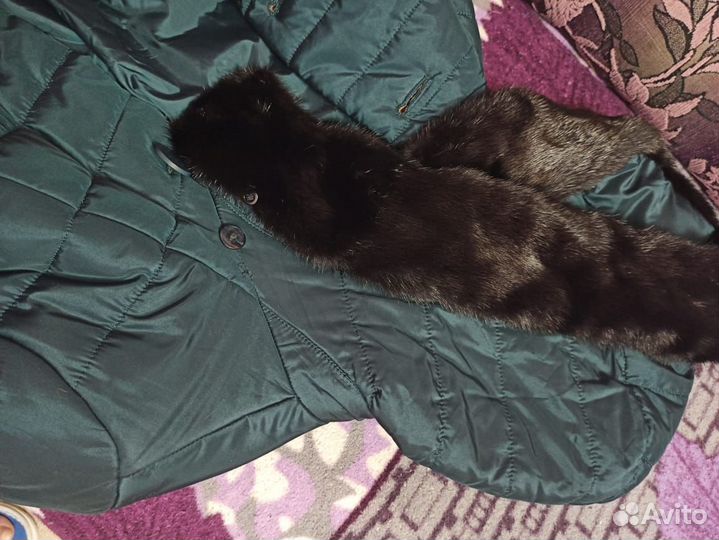 Пуховик зимний женский 48 размера