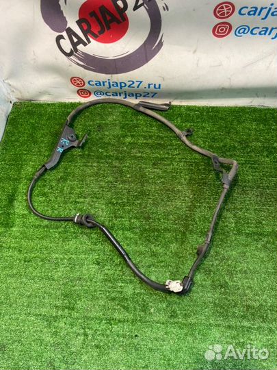 Провод стояночного тормоза(1) задний правый Lexus