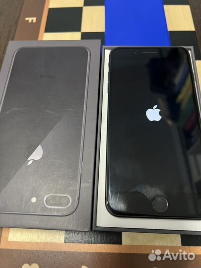 iPhone 8 Plus, 64 ГБ