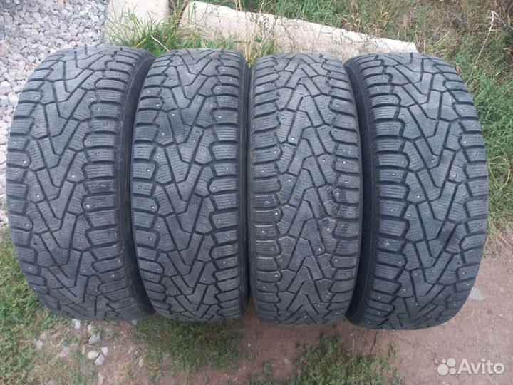 Pirelli Ice Zero 225/65 R17