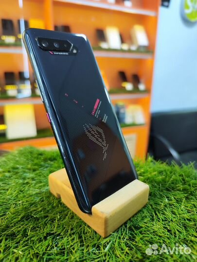 ASUS ROG Phone 5s, 8/128 ГБ