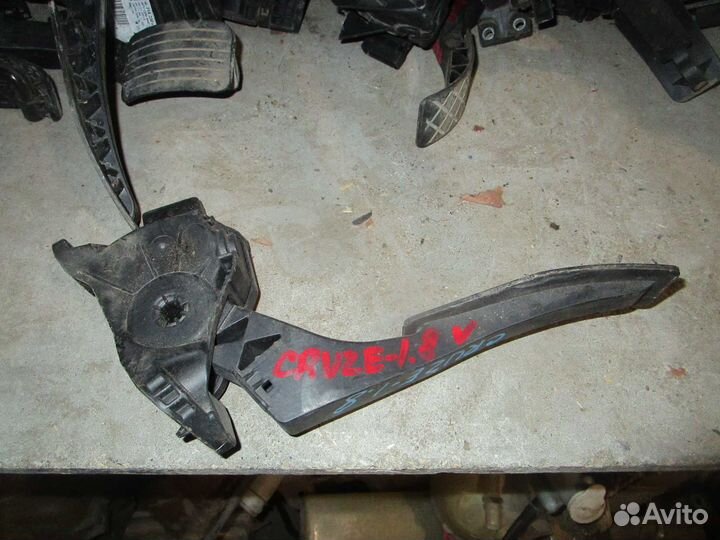 Педаль газа Chevrolet Cruze