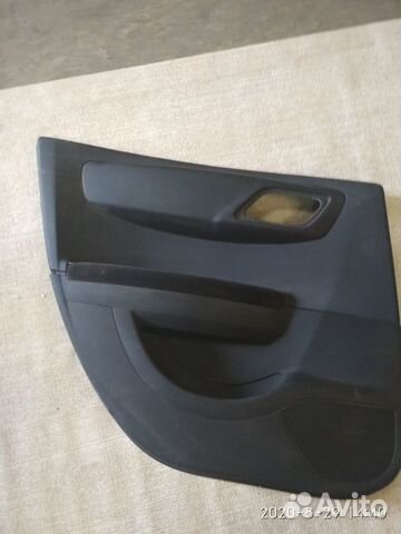 Обшивка задней левой двери Citroen C4-l