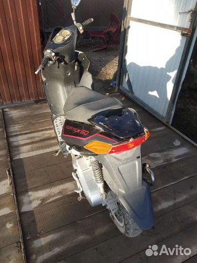 Скутер Мопед Стелс Вортекс 50