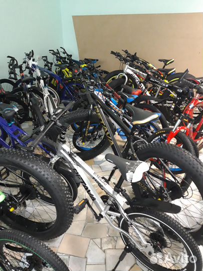 Велосипед с огромными колесами (Фэтбайк)