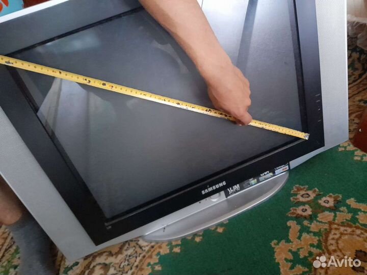 Телевизор samsung