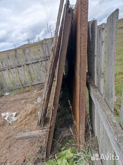 Гаражные ворота металические