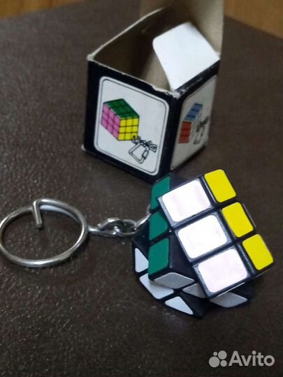 Брелок кубик Рубика призма