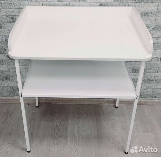 Пеленальный столик