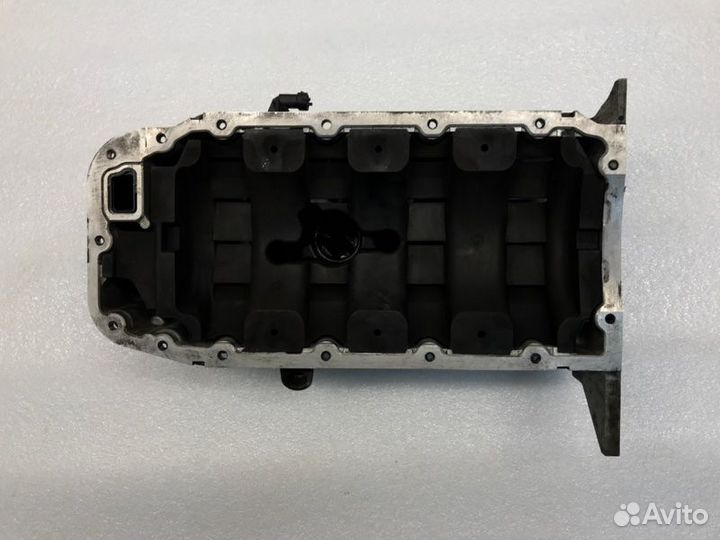 Поддон двигателя Chevrolet Cruze седан 1.8 2010